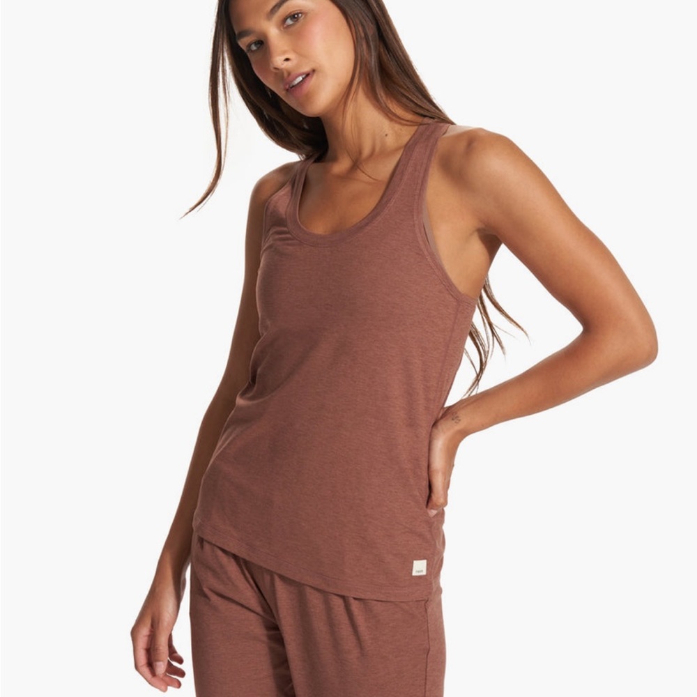 Size small Vuori performance tank